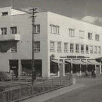 Nye Broberg åpnet 1947